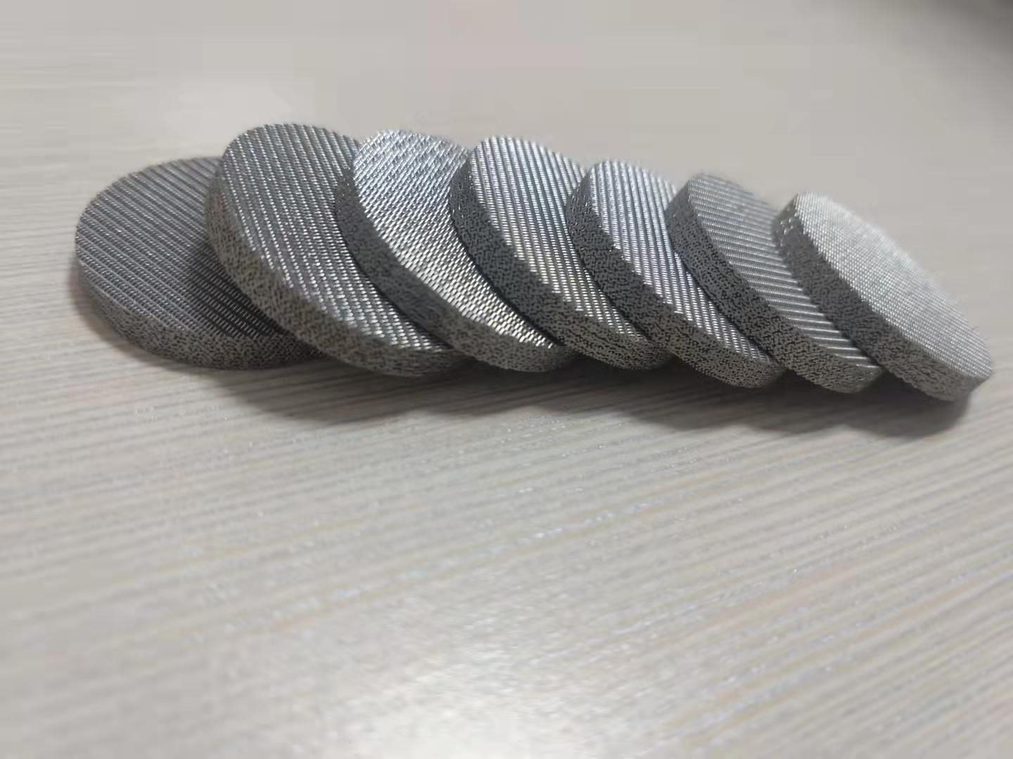 烧结金属隔爆片：工业安全防护的 “精准泄压屏障”